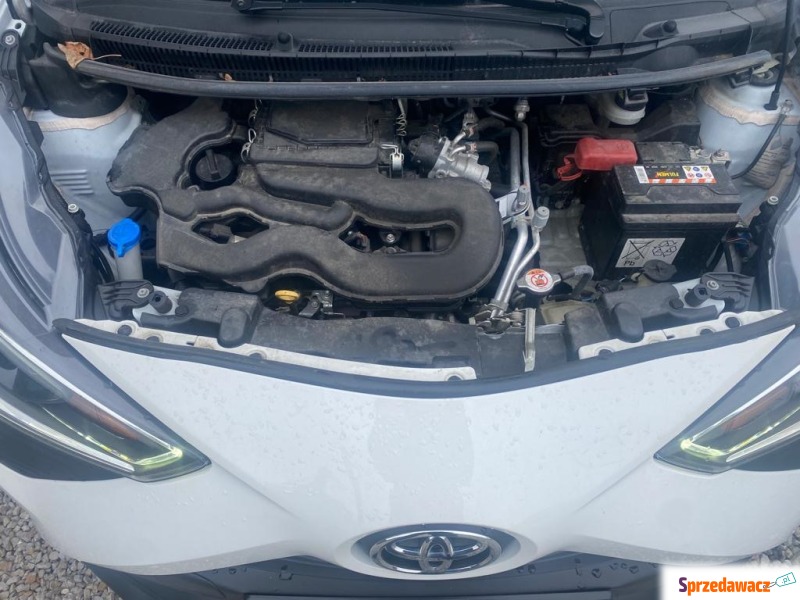 Toyota Aygo  Hatchback 2020,  0.1 benzyna - Na sprzedaż za 34 900 zł - Nisko