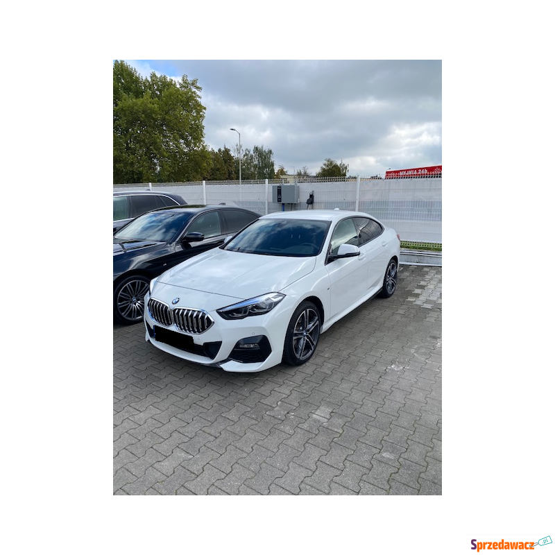 BMW Seria 2  SUV 2020,  0.1 diesel - Na sprzedaż za 127 000 zł - Nisko