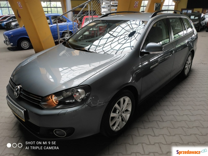 Volkswagen Golf 2010,  1.6 benzyna - Na sprzedaż za 28 900 zł - Mysłowice