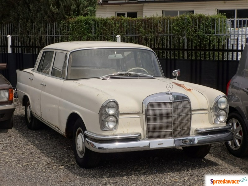 Mercedes - Benz   Sedan/Limuzyna 1962,  2.2 benzyna - Na sprzedaż za 60 000 zł - Nowy Sącz