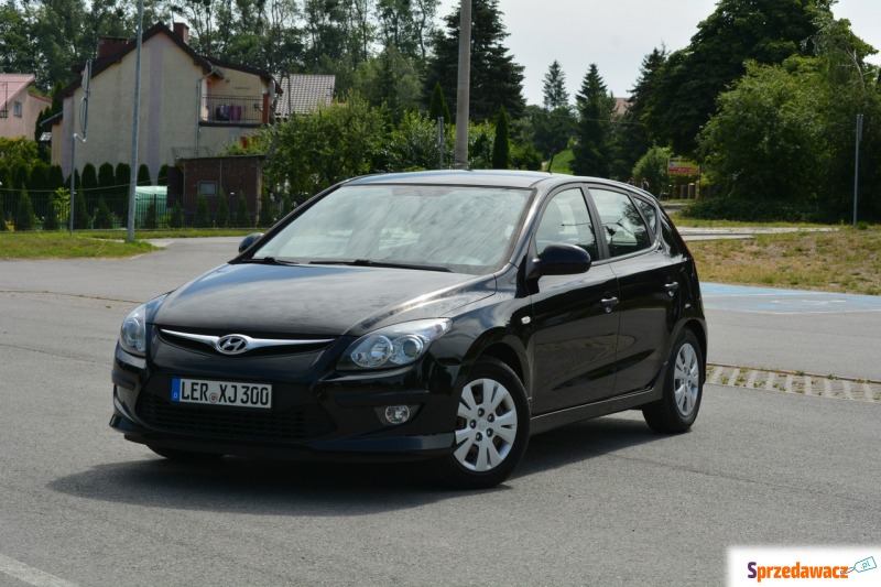 Hyundai i30  Hatchback 2011,  1.6 diesel - Na sprzedaż za 22 900 zł - Dzierzgoń