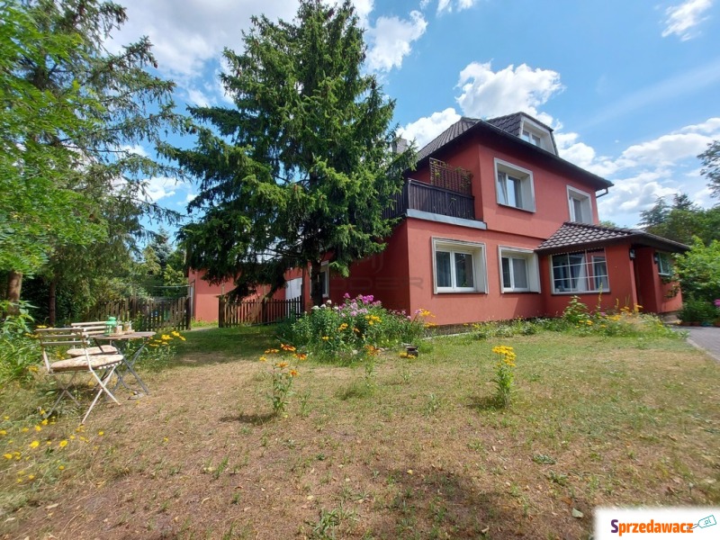 Sprzedam dom Deszczno - ,  pow.  146 m2,  działka:   1094 m2