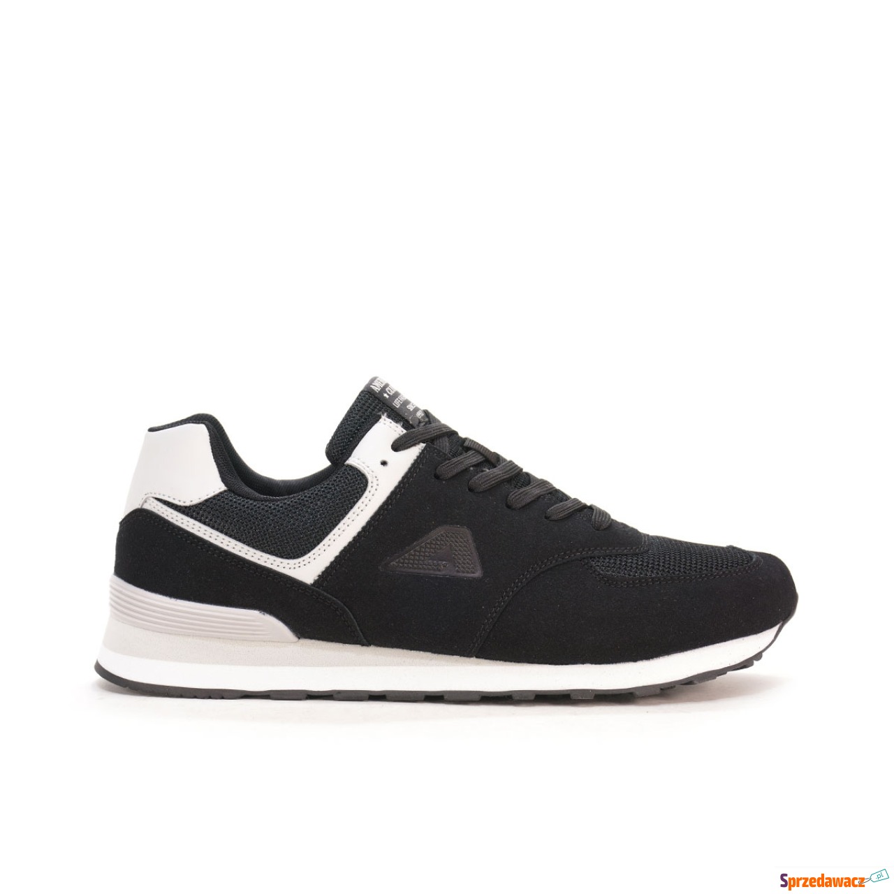 OBUWIE SPORTOWE AME-FH55-CZA