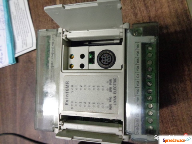 sterownik programowalny model LIYAN...