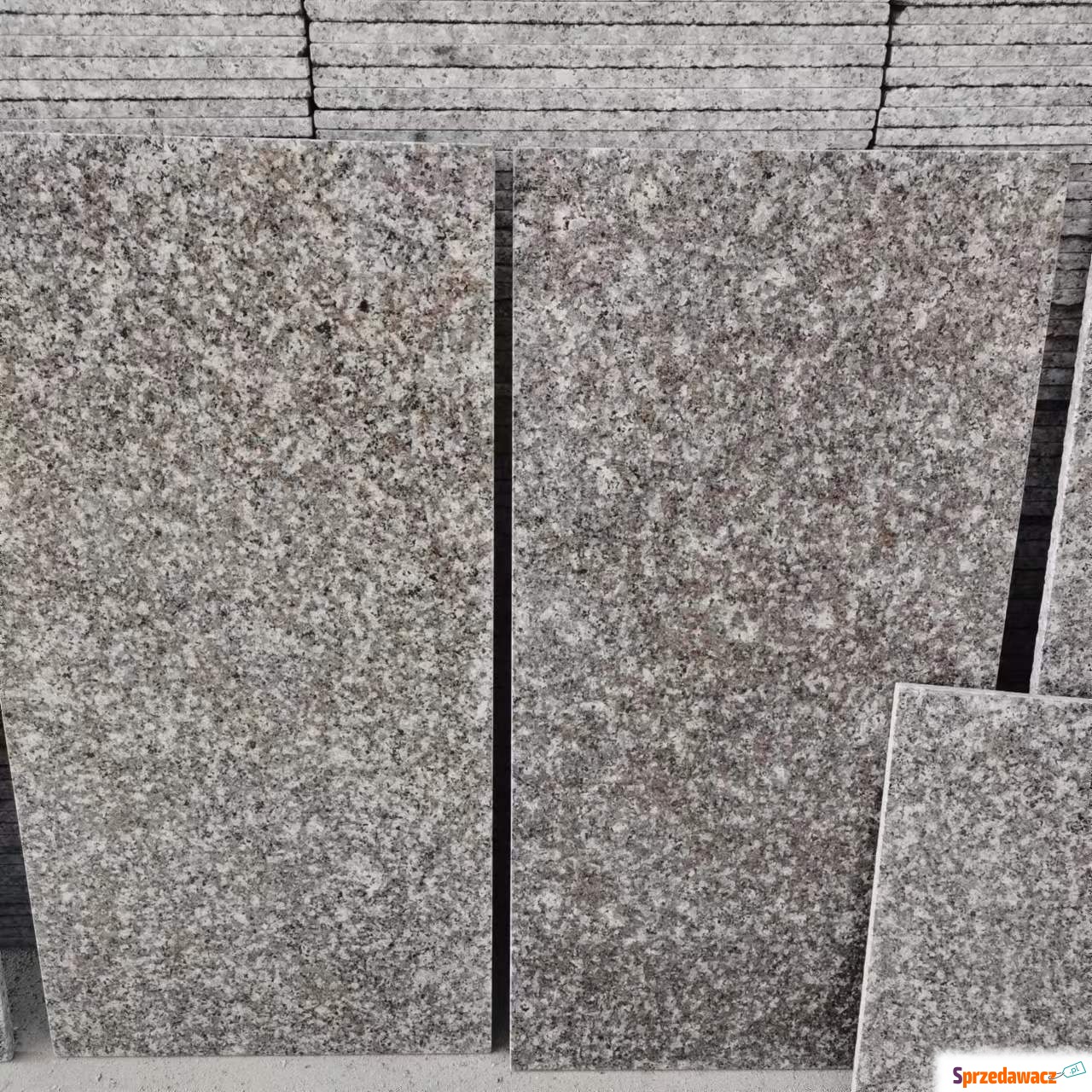Płytki granitowe G664 Brąz Kró...