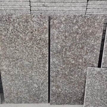 Płytki granitowe G664 Brąz Królewski 61x30,5x1 cm polerowane