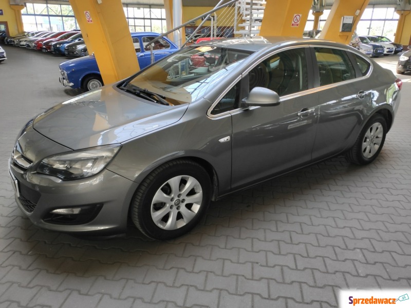 Opel Astra  Sedan/Limuzyna 2017,  1.4 benzyna+LPG - Na sprzedaż za 50 900 zł - Mysłowice