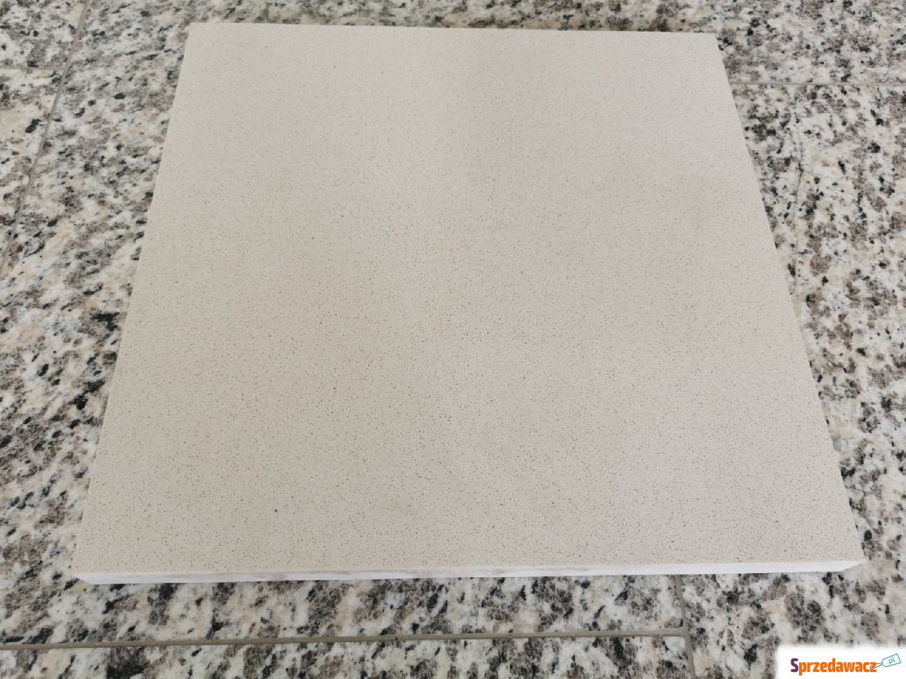 Konglomerat kwarcowy Bianco 30x30x2...
