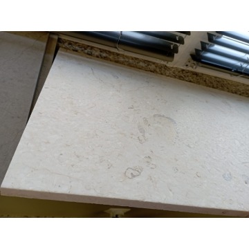 Płytki marmurowe Giallo Atlantide pasy 2 cm mat