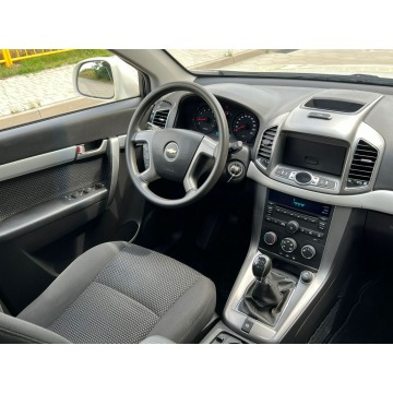 Chevrolet Captiva  SUV 2011,  2.4 benzyna - Na sprzedaż za 34 999 zł - Gostyń - zdjęcie 8