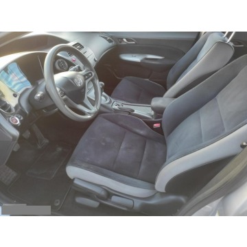 Honda Civic  Hatchback 2010,  1.8 benzyna - Na sprzedaż za 11 900 zł - Toruń - zdjęcie 7