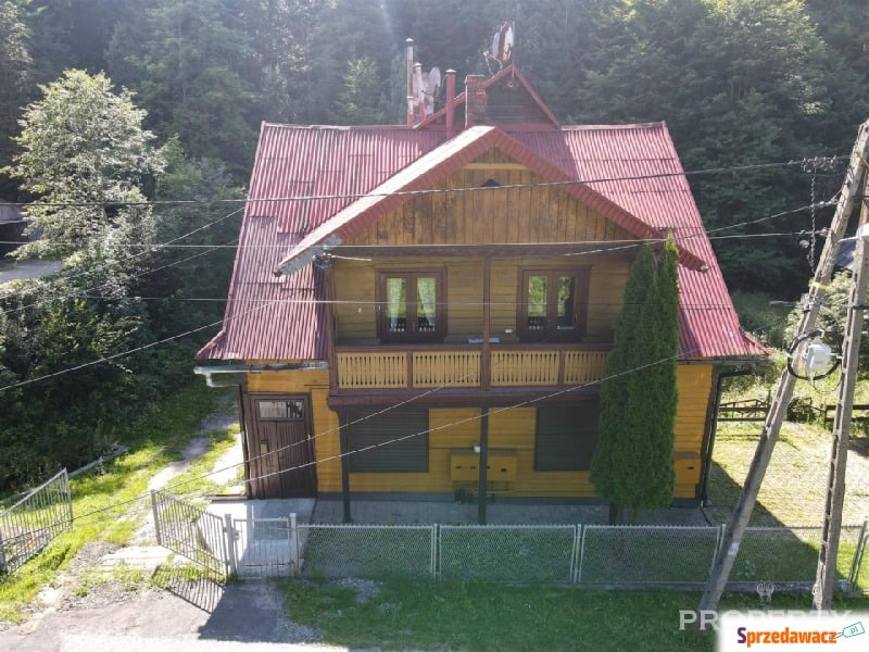 Sprzedam dom Krynica-Zdrój - ,  pow.  580 m2,  działka:   855 m2