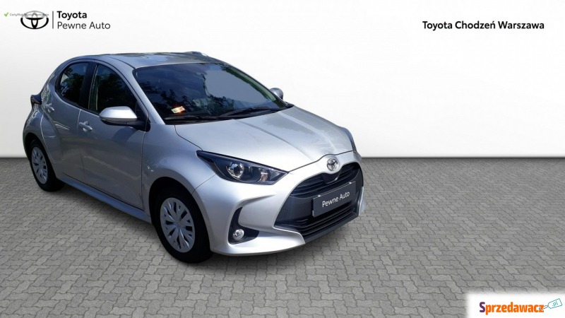 Toyota Yaris  Hatchback 2021,  1.5 benzyna - Na sprzedaż za 77 900 zł - Warszawa