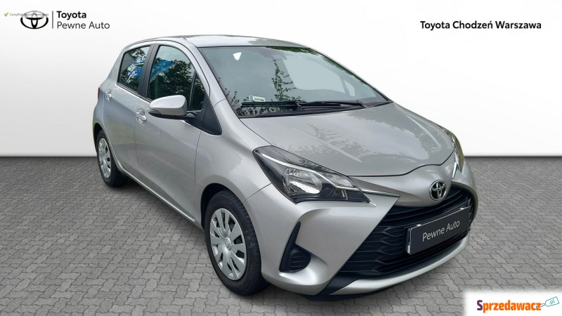 Toyota Yaris  Hatchback 2020,  1.0 benzyna - Na sprzedaż za 52 900 zł - Warszawa