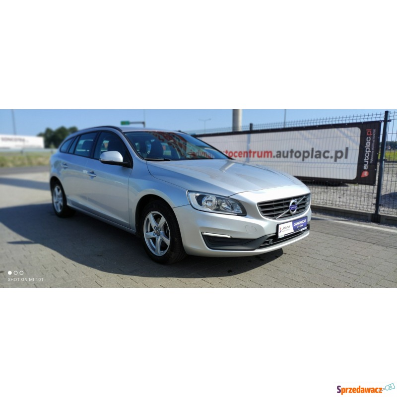 Volvo V60 2017,  2.0 diesel - Na sprzedaż za 51 800 zł - Lipówki