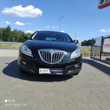 Lancia Delta  Liftback 2009,  1.4 benzyna - Na sprzedaż za 17 600 zł - Lipówki - zdjęcie 3