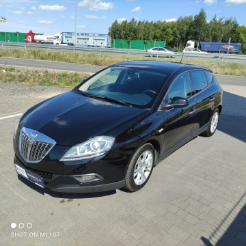 Lancia Delta  Liftback 2009,  1.4 benzyna - Na sprzedaż za 17 600 zł - Lipówki - zdjęcie 6