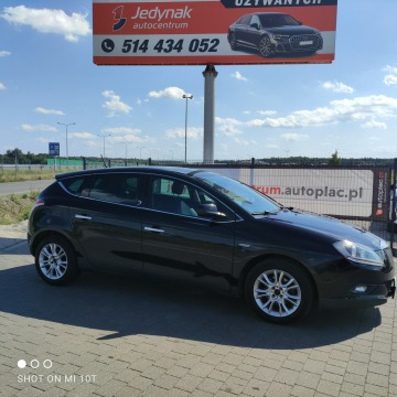 Lancia Delta  Liftback 2009,  1.4 benzyna - Na sprzedaż za 17 600 zł - Lipówki - zdjęcie 7