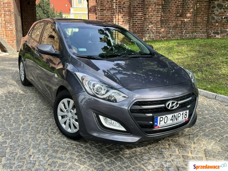 Hyundai i30  Hatchback 2016,  1.4 benzyna - Na sprzedaż za 39 999 zł - Gostyń