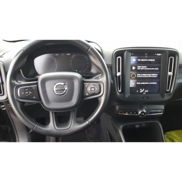 Volvo XC40  SUV 2019,  2.0 diesel, automat - Na sprzedaż za 89 900 zł - Częstochowa - zdjęcie 7