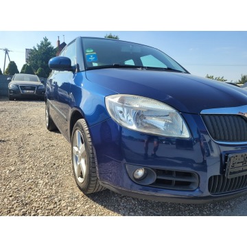 Skoda Fabia  Hatchback 2007,  1.2 benzyna - Na sprzedaż za 14 900 zł - Lębork - zdjęcie 2