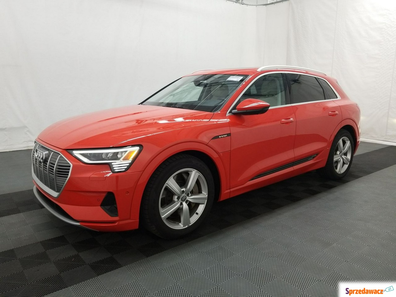 Audi e-tron 2019