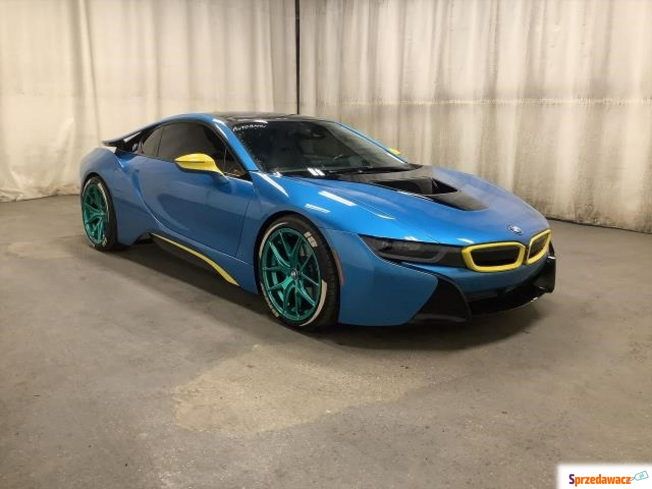 BMW i8 2015