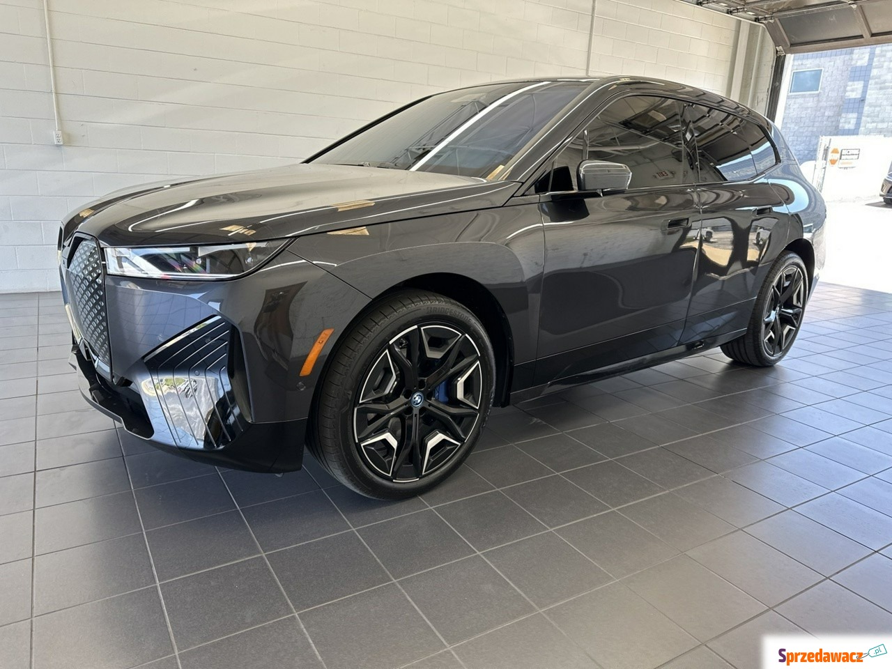 BMW iX 2023