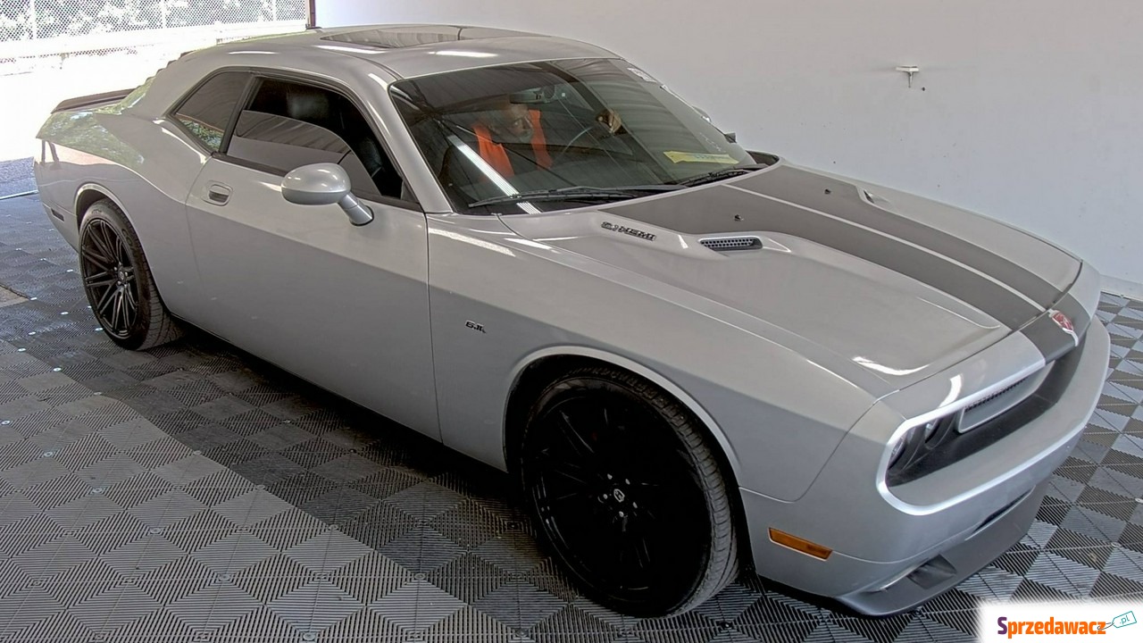 Dodge Challenger 2011