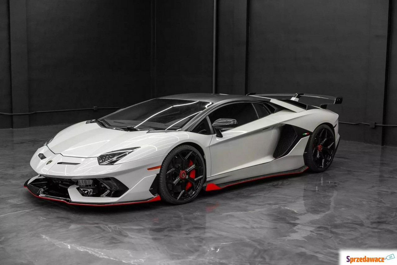 Lamborghini Aventador 2017