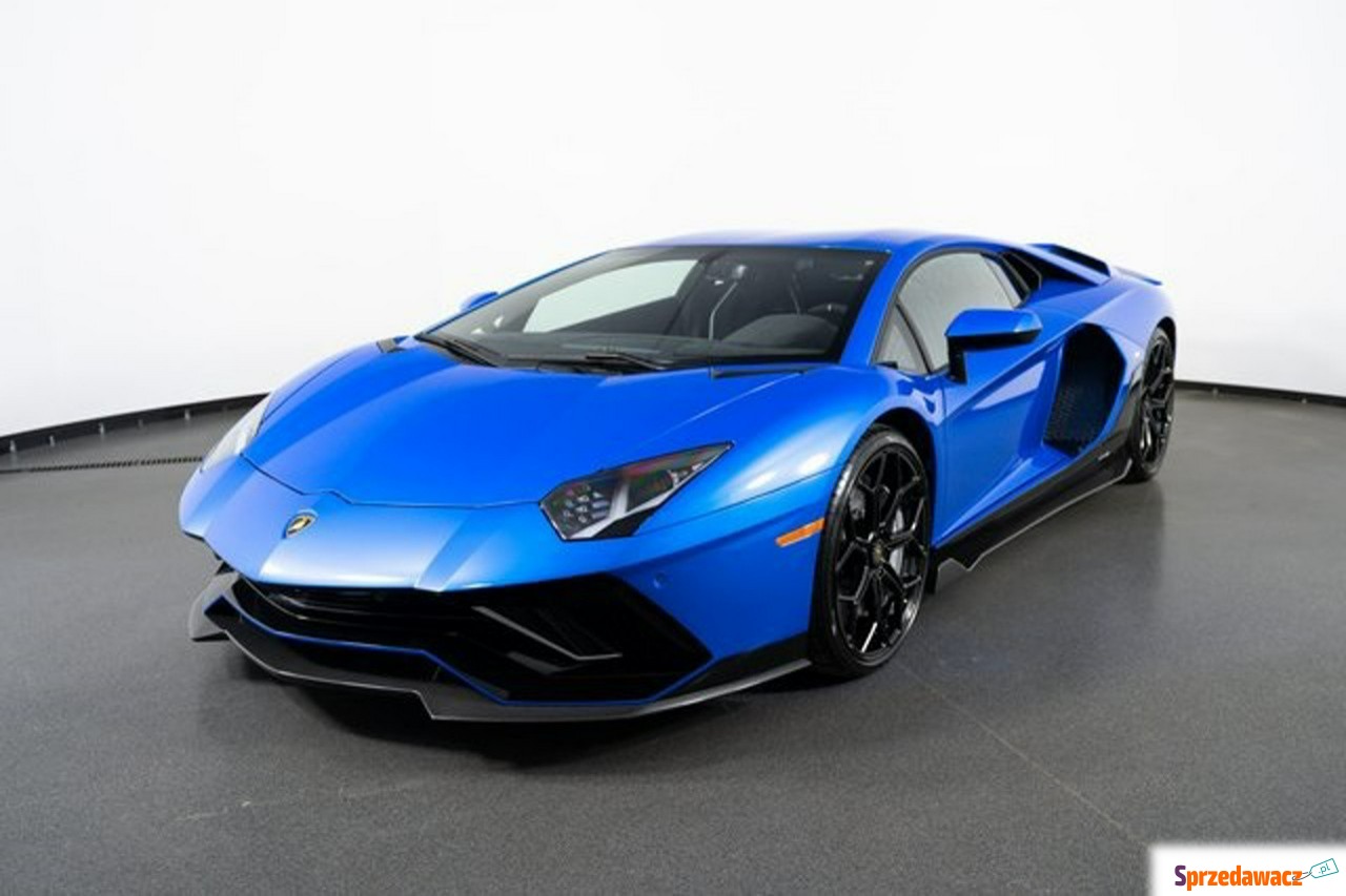 Lamborghini Aventador 2022