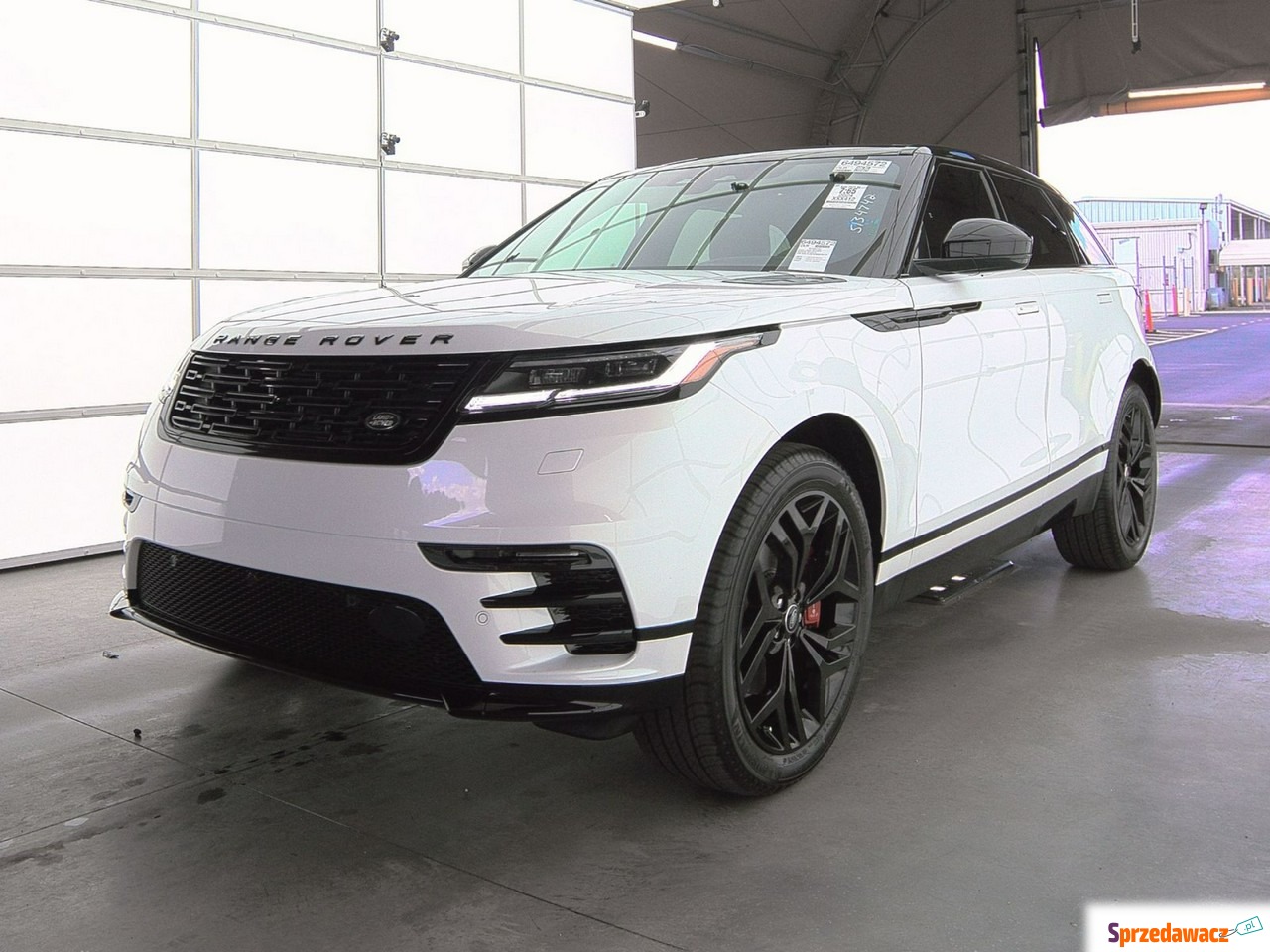 Land Rover Discovery 2024