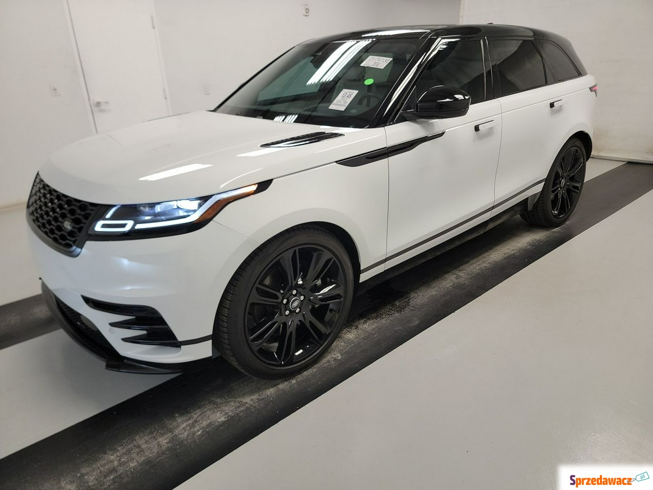 Land Rover Range Rover Velar 2023