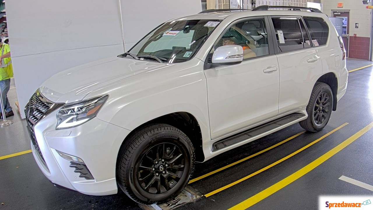 Lexus GX 2023