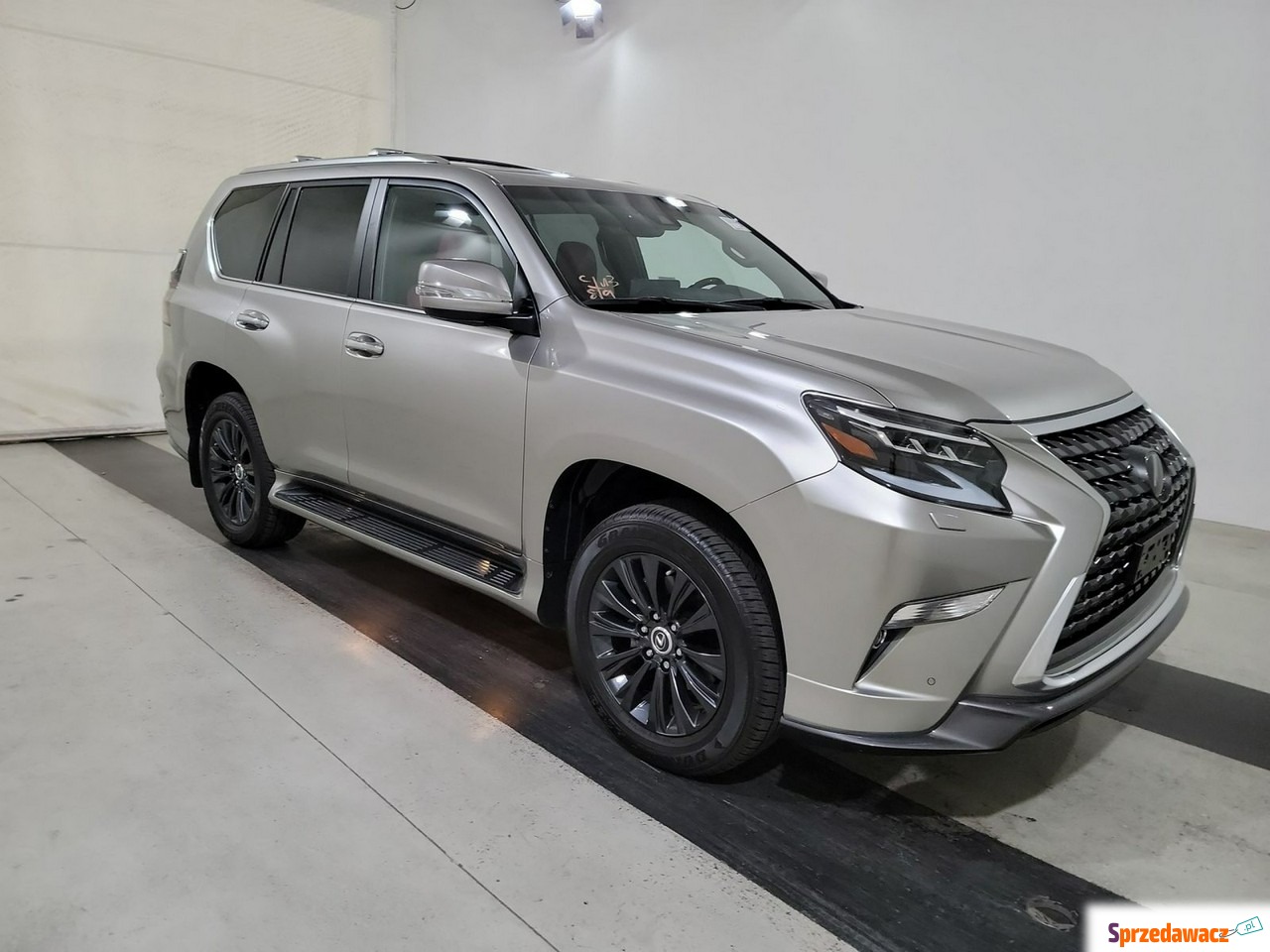 Lexus GX 2023