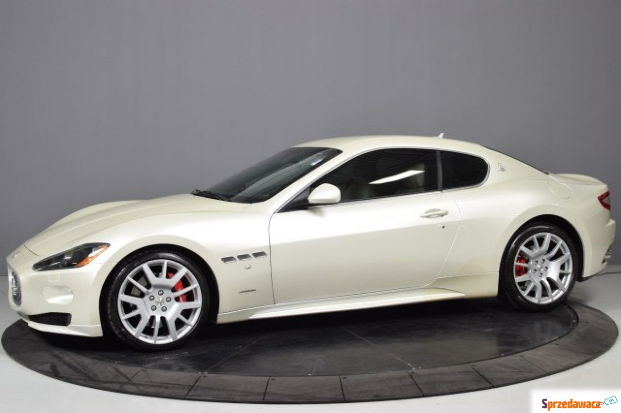 Maserati GranTurismo 2012