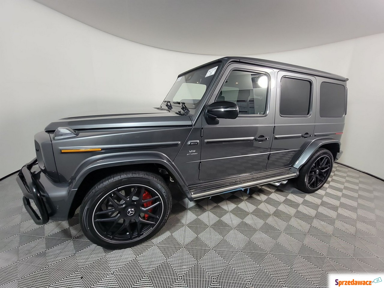 Mercedes - Benz G-klasa 2023