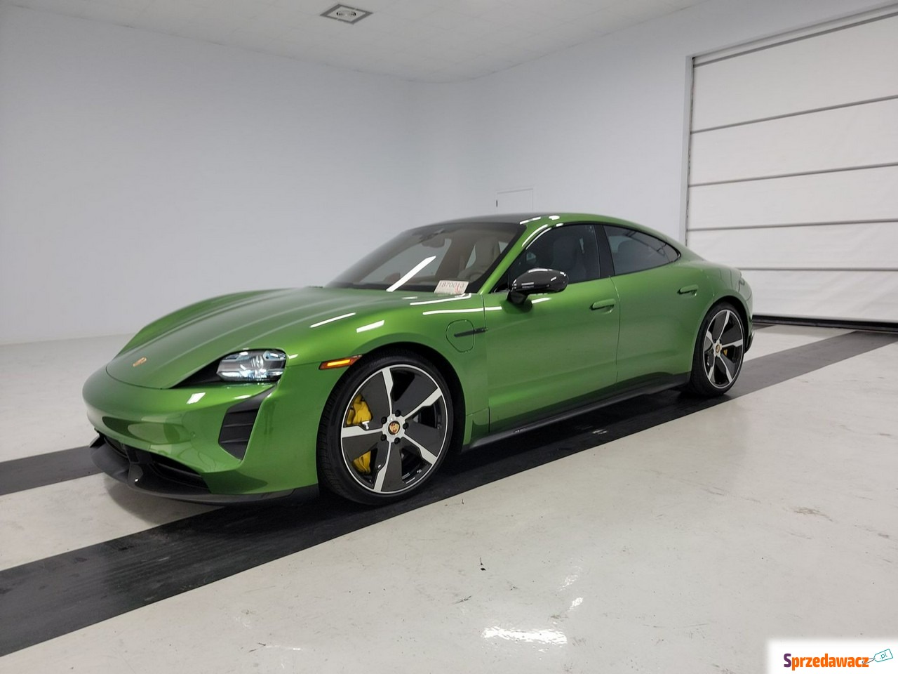 Porsche Taycan 2021