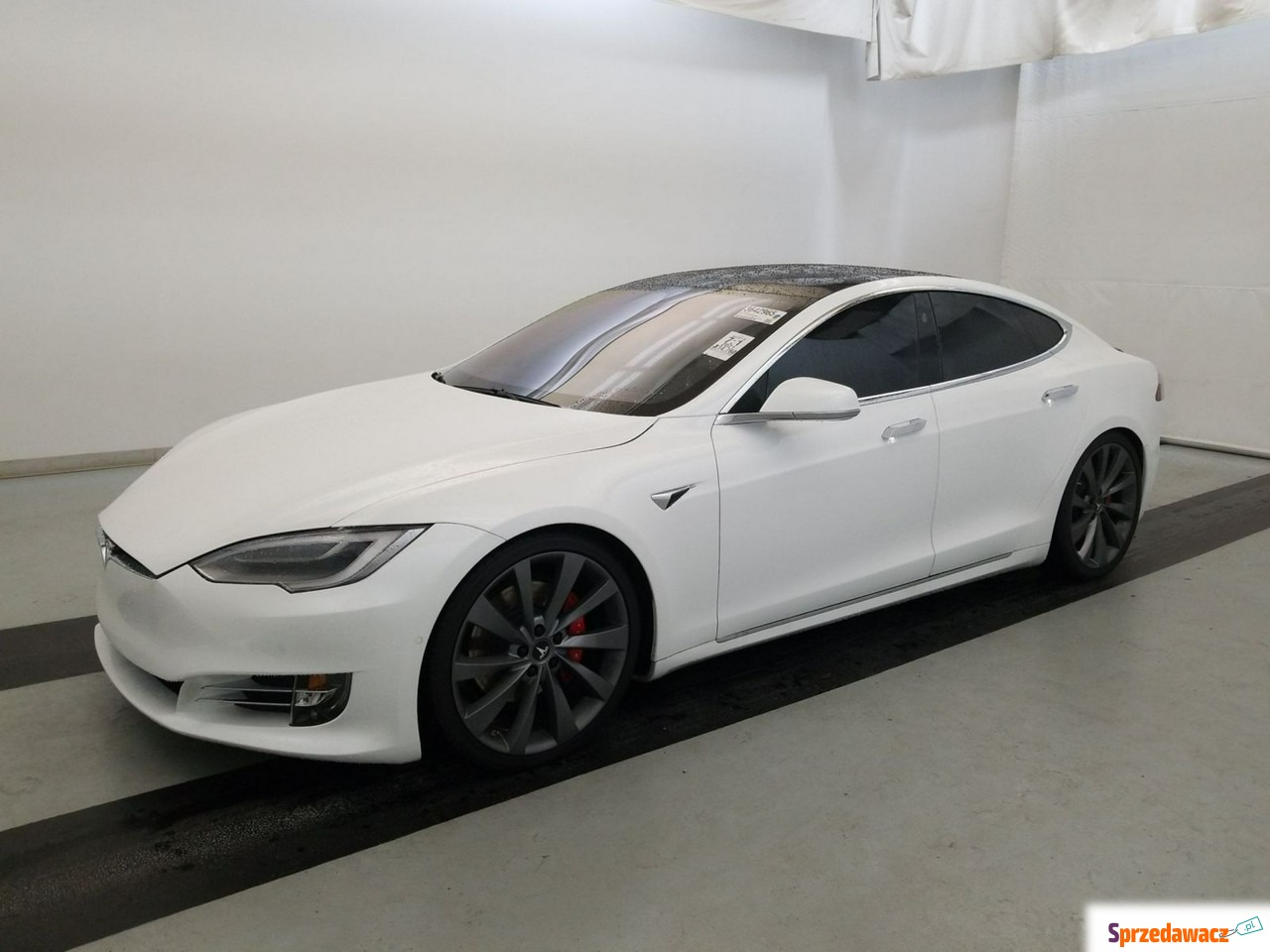 Tesla Model S 2021