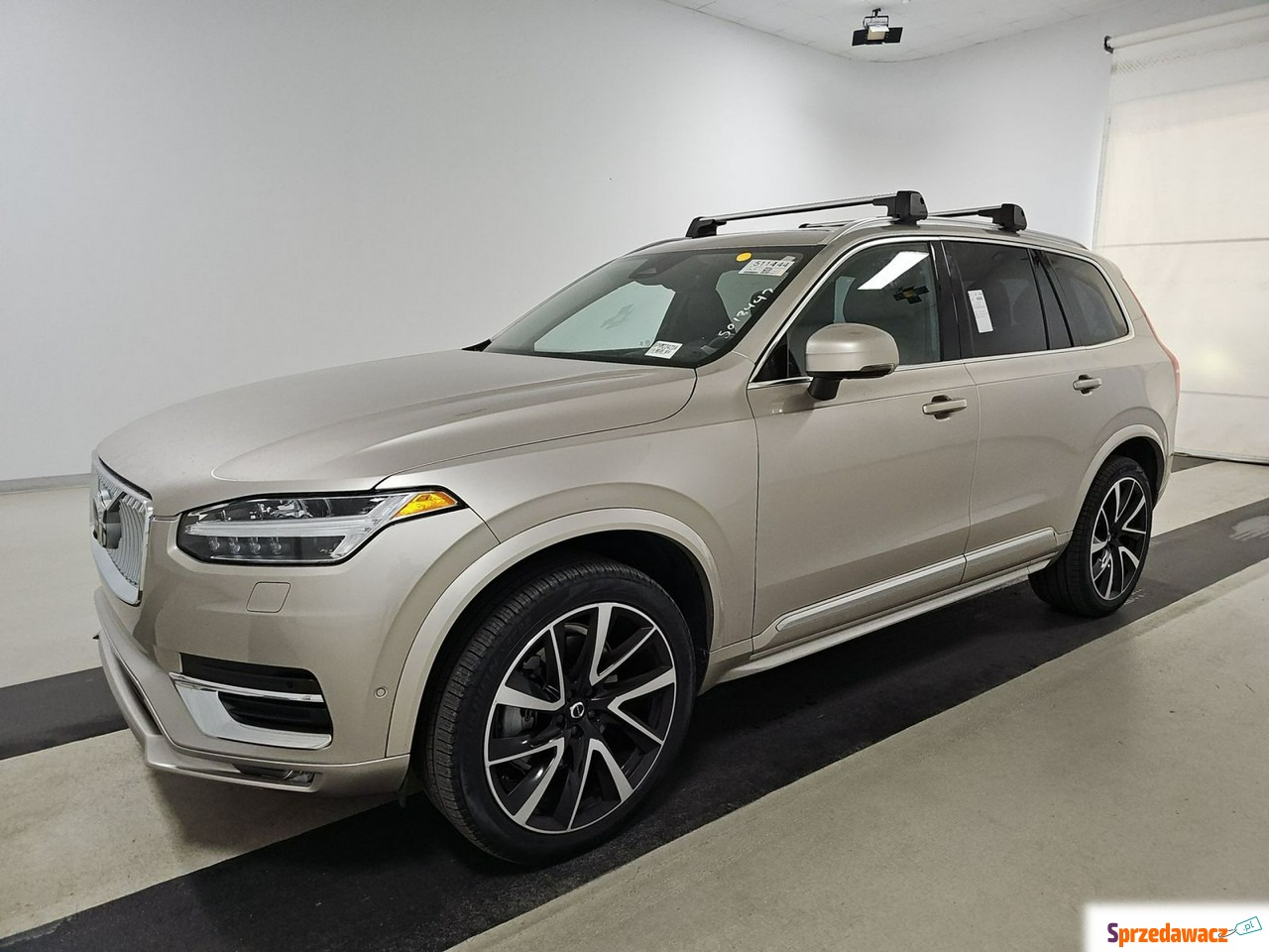 Volvo XC 90 - Momentum hybryda...