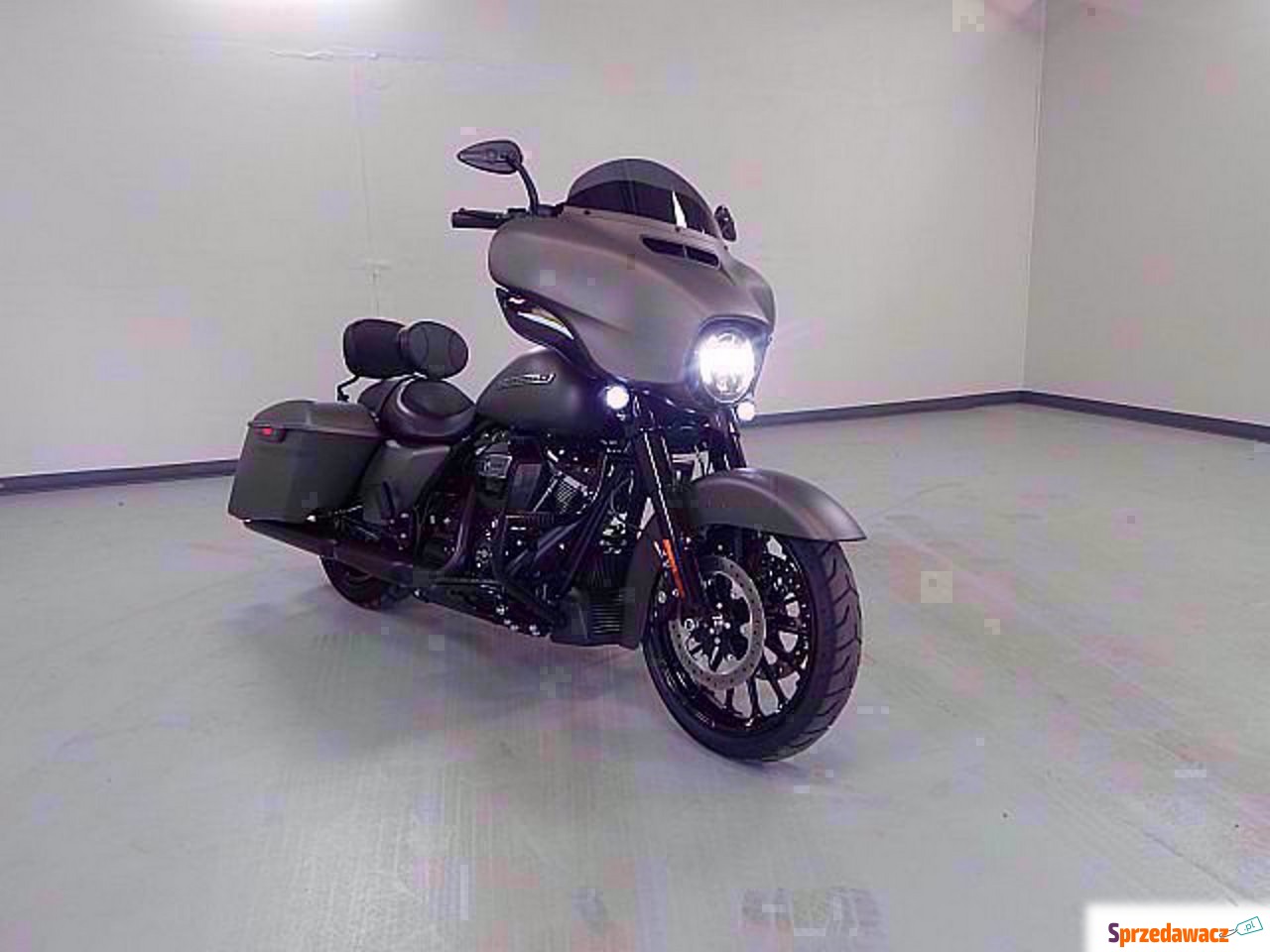 2019 HARLEY-DAVIDSON FLHRXS