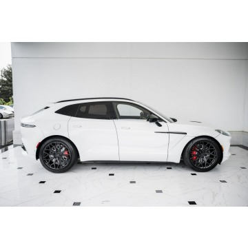 Aston Martin DBX  SUV 2023,  4.0 benzyna, automat - Na sprzedaż za 1 022 238 zł - Katowice - zdjęcie 4