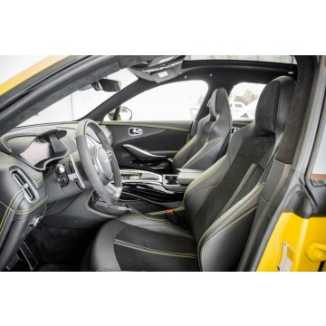 Aston Martin DBX  SUV 2022,  4.0 benzyna, automat - Na sprzedaż za 660 000 zł - Katowice - zdjęcie 5