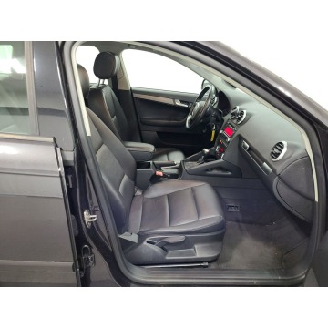Audi A3  Hatchback 2013,  2.0 diesel, automat - Na sprzedaż za 52 890 zł - Katowice - zdjęcie 8