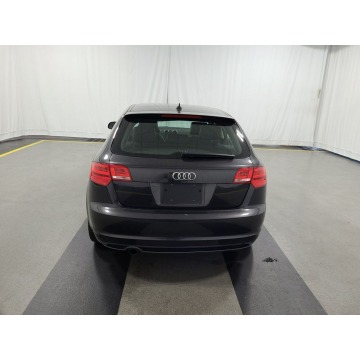 Audi A3  Hatchback 2013,  2.0 diesel, automat - Na sprzedaż za 52 890 zł - Katowice - zdjęcie 5