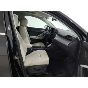 Audi Q3  SUV 2021,  2.0 benzyna, automat - Na sprzedaż za 179 580 zł - Katowice - zdjęcie 8