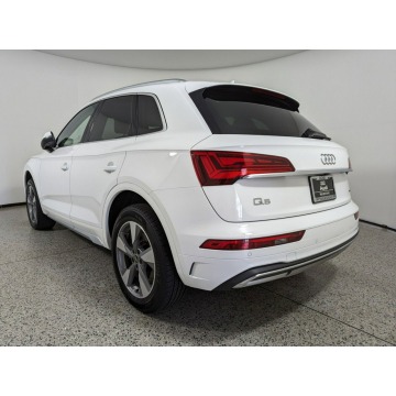 Audi Q5  SUV 2023,  2.0 benzyna, automat - Na sprzedaż za 186 960 zł - Katowice - zdjęcie 6