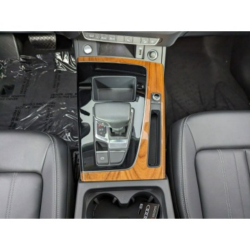 Audi Q5  SUV 2023,  2.0 benzyna, automat - Na sprzedaż za 178 350 zł - Katowice - zdjęcie 8