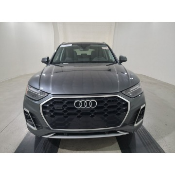 Audi Q5  SUV 2023,  2.0 benzyna, automat - Na sprzedaż za 185 730 zł - Katowice - zdjęcie 2