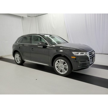 Audi Q5  SUV 2020,  2.0 benzyna, automat - Na sprzedaż za 190 650 zł - Katowice - zdjęcie 3